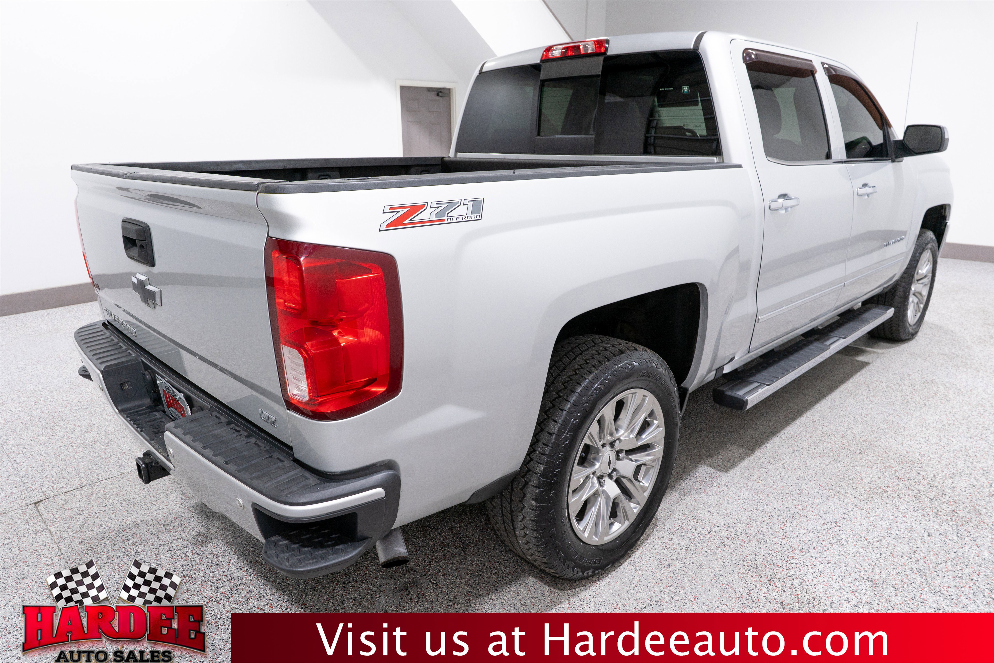 Used 2017 Chevrolet Silverado 1500 LTZ Z71 image 5