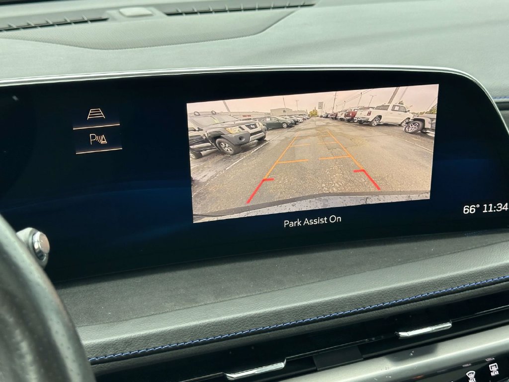 Used 2024 Cadillac XT4 Sport AWD/4WD image 26