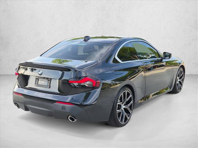 Used 2022 BMW 230i Coupe w/ Convenience Package RWD image 5