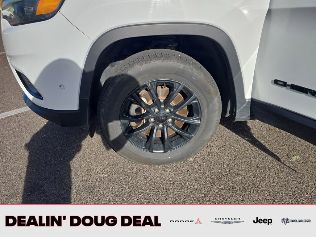 Used 2023 Jeep Cherokee Altitude Lux AWD/4WD image 27