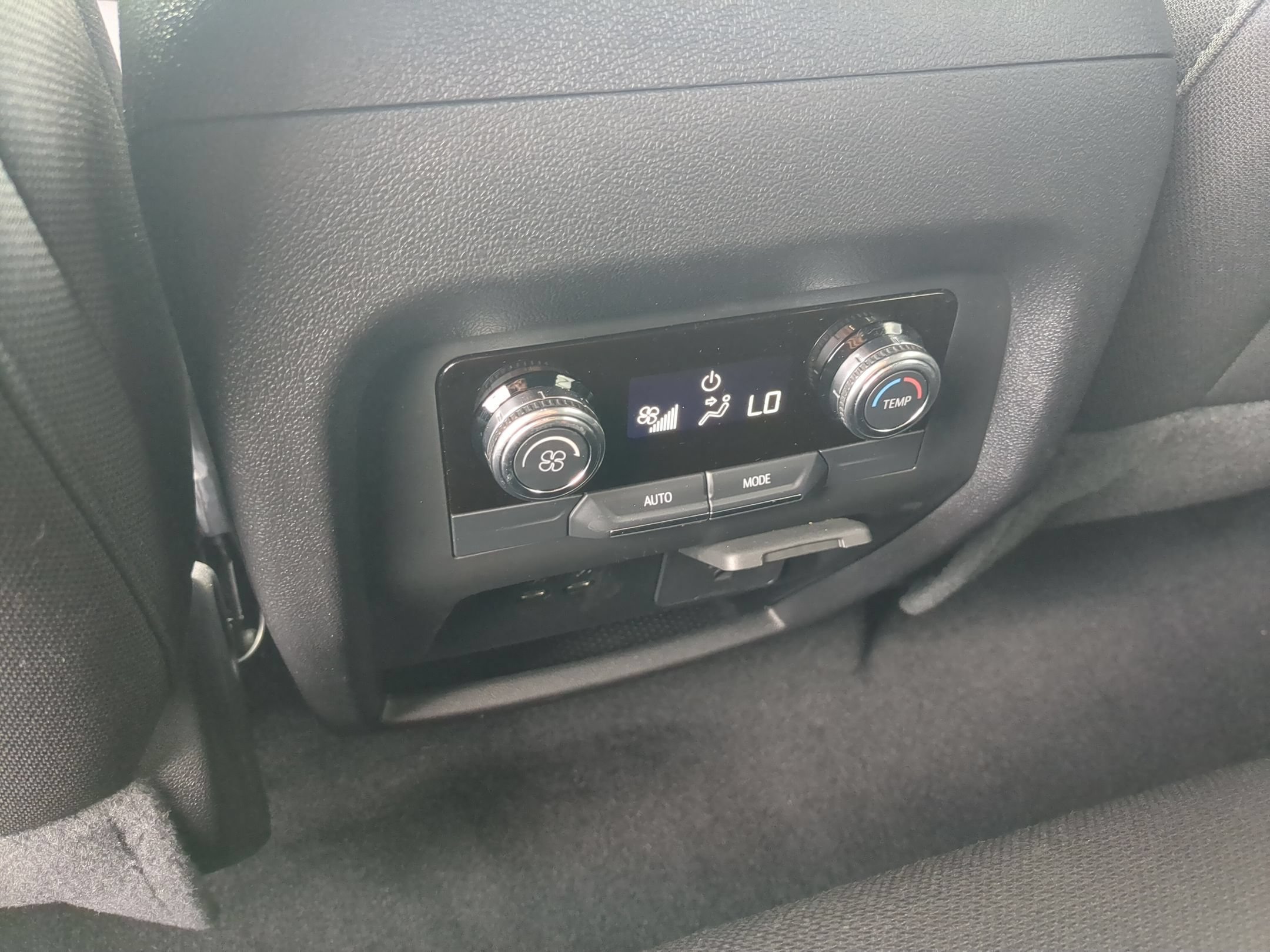 Certified 2025 GMC Acadia Elevation FWD image 20