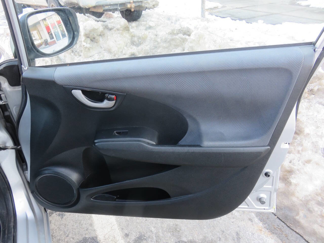 Used 2013 Honda Fit image 25