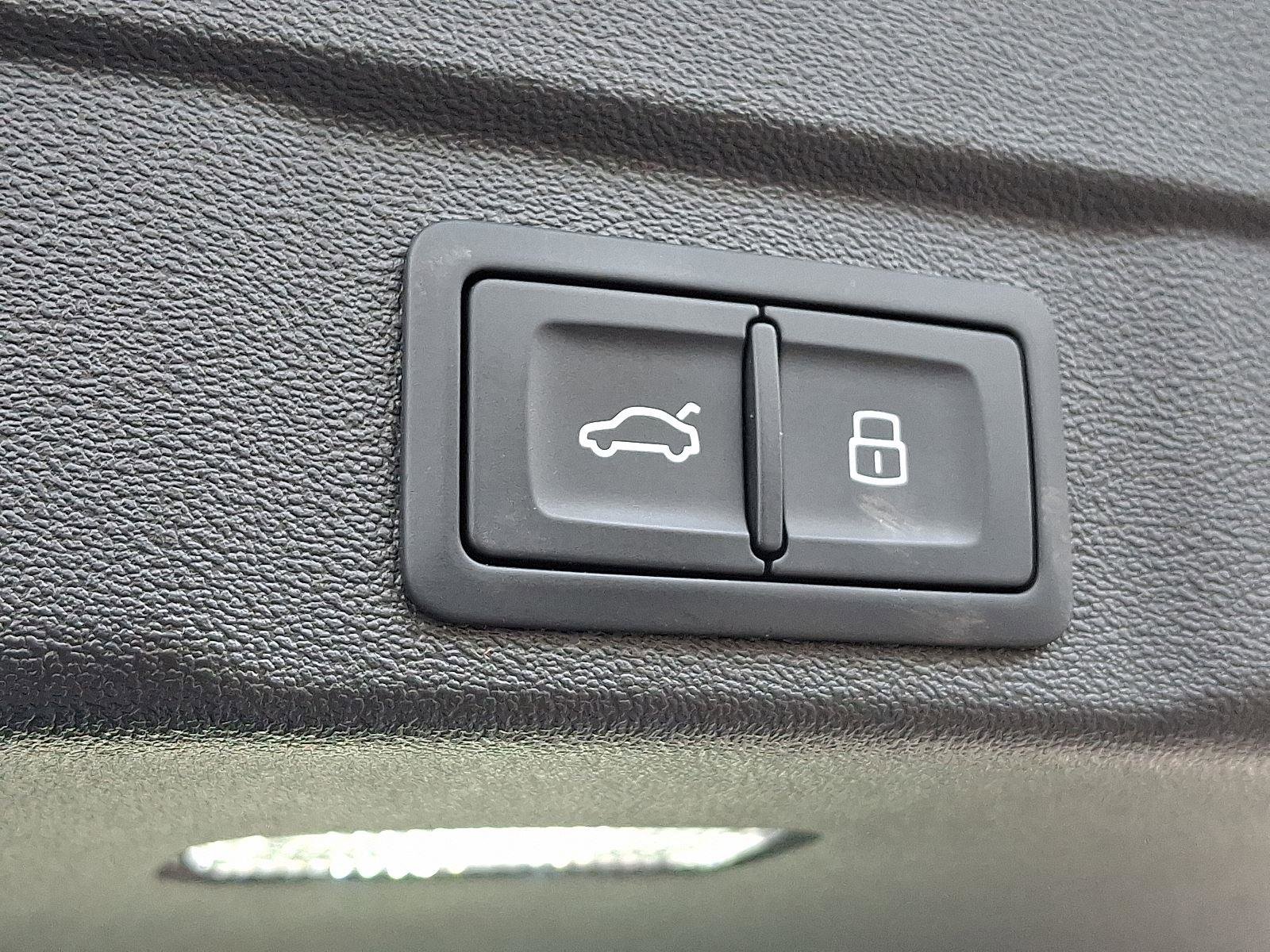 Certified 2025 Audi A5 2.0T Prestige image 29