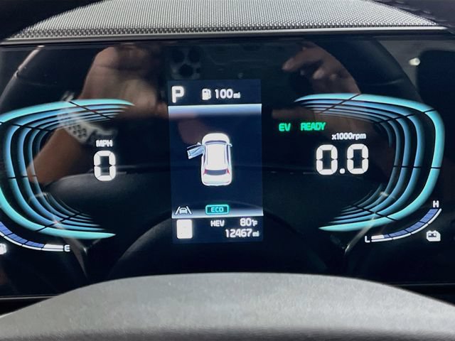 Used 2025 Kia Niro EX FWD image 12