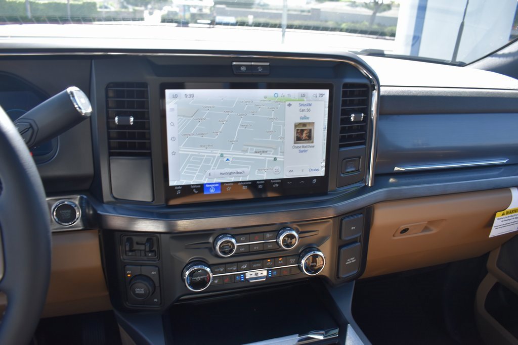Used 2025 Ford F450 Lariat w/ FX4 Off-Road Package image 25