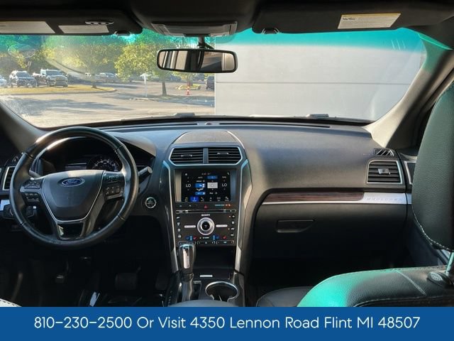 Used 2018 Ford Explorer Limited AWD/4WD image 2
