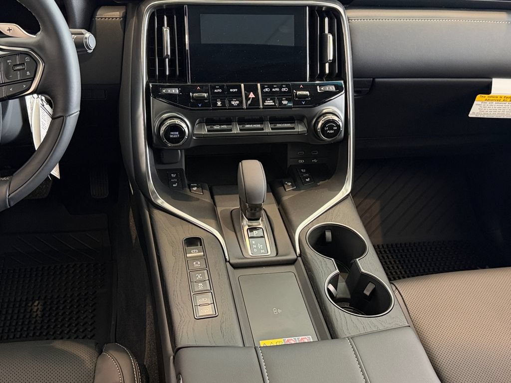 New 2026 Lexus LX 700h Luxury AWD/4WD image 11