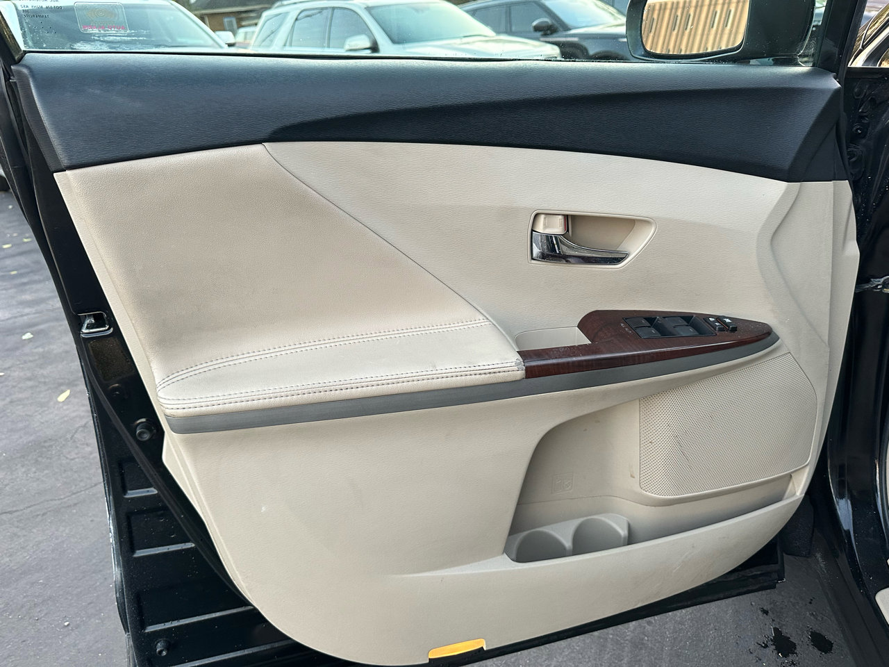 Used 2010 Toyota Venza image 17