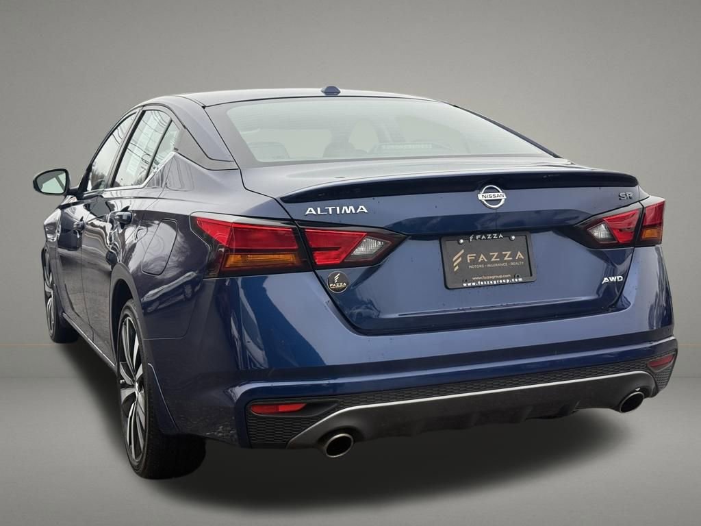 Used 2019 Nissan Altima 2.5 SR w/ SR Premium Package image 3