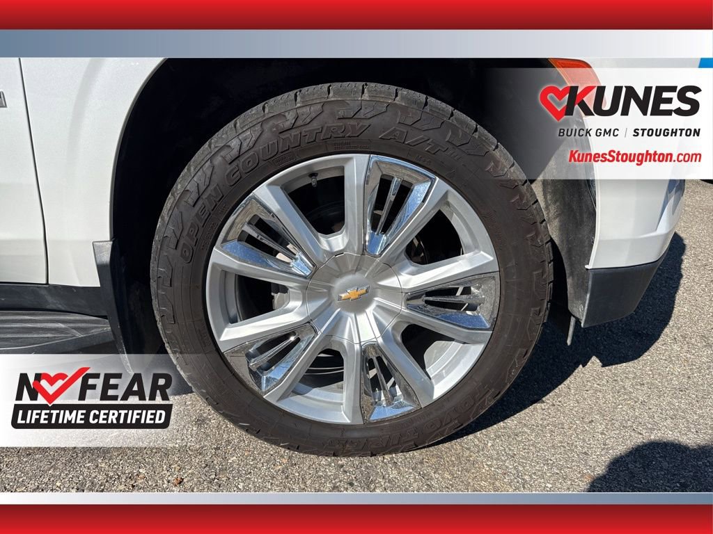 Used 2024 Chevrolet Suburban High Country w/ Max Trailering Package image 16