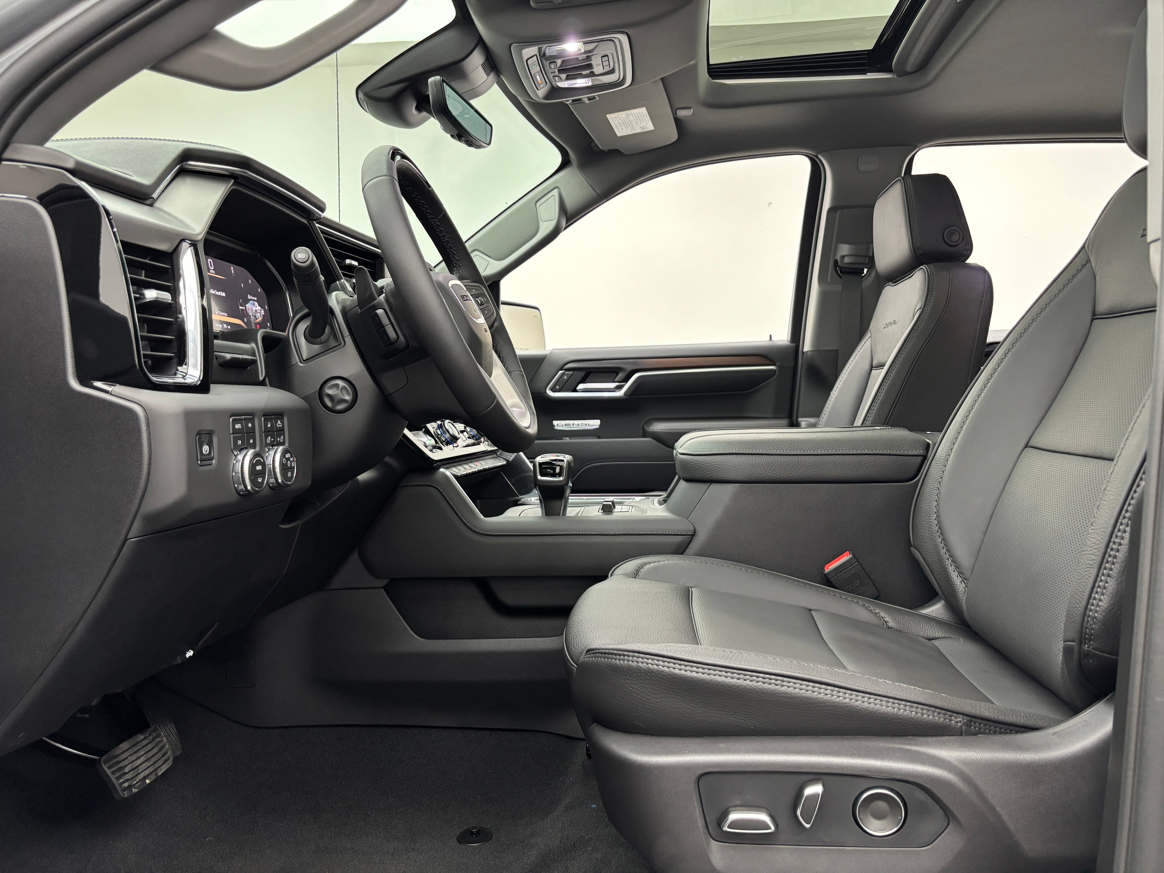 New 2026 GMC Sierra 1500 Denali AWD/4WD image 19