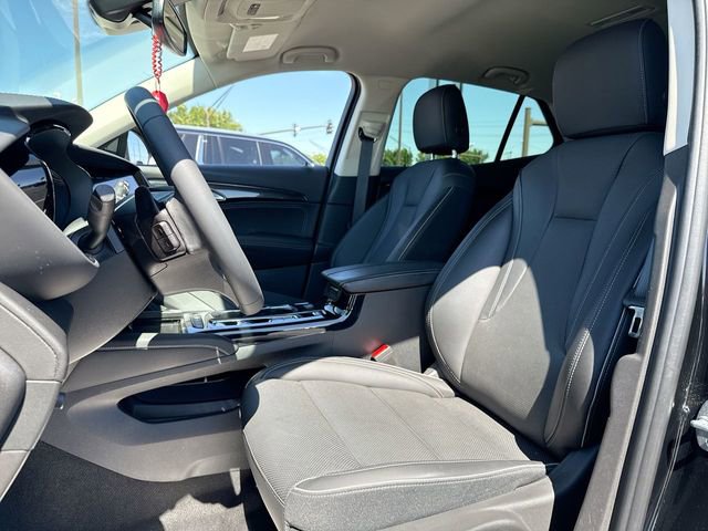 Used 2023 Buick Envision Essence AWD/4WD image 11