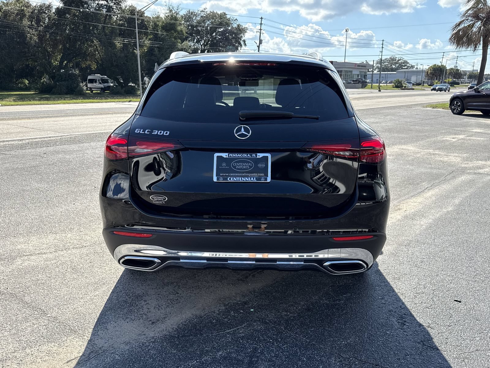 Used 2026 Mercedes-Benz GLC 300 image 4