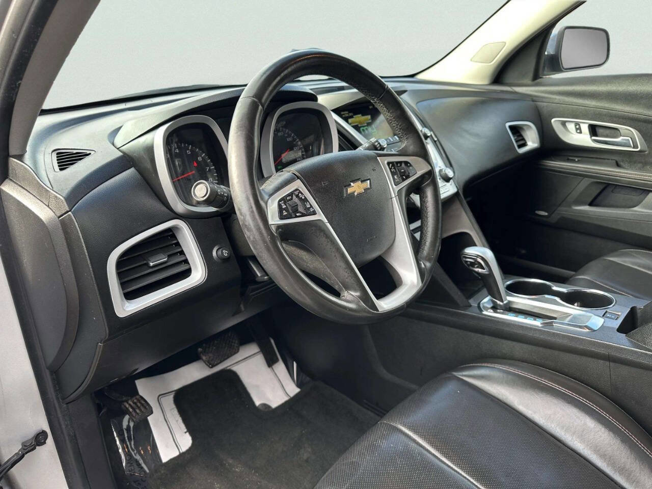 Used 2013 Chevrolet Equinox LTZ FWD image 14