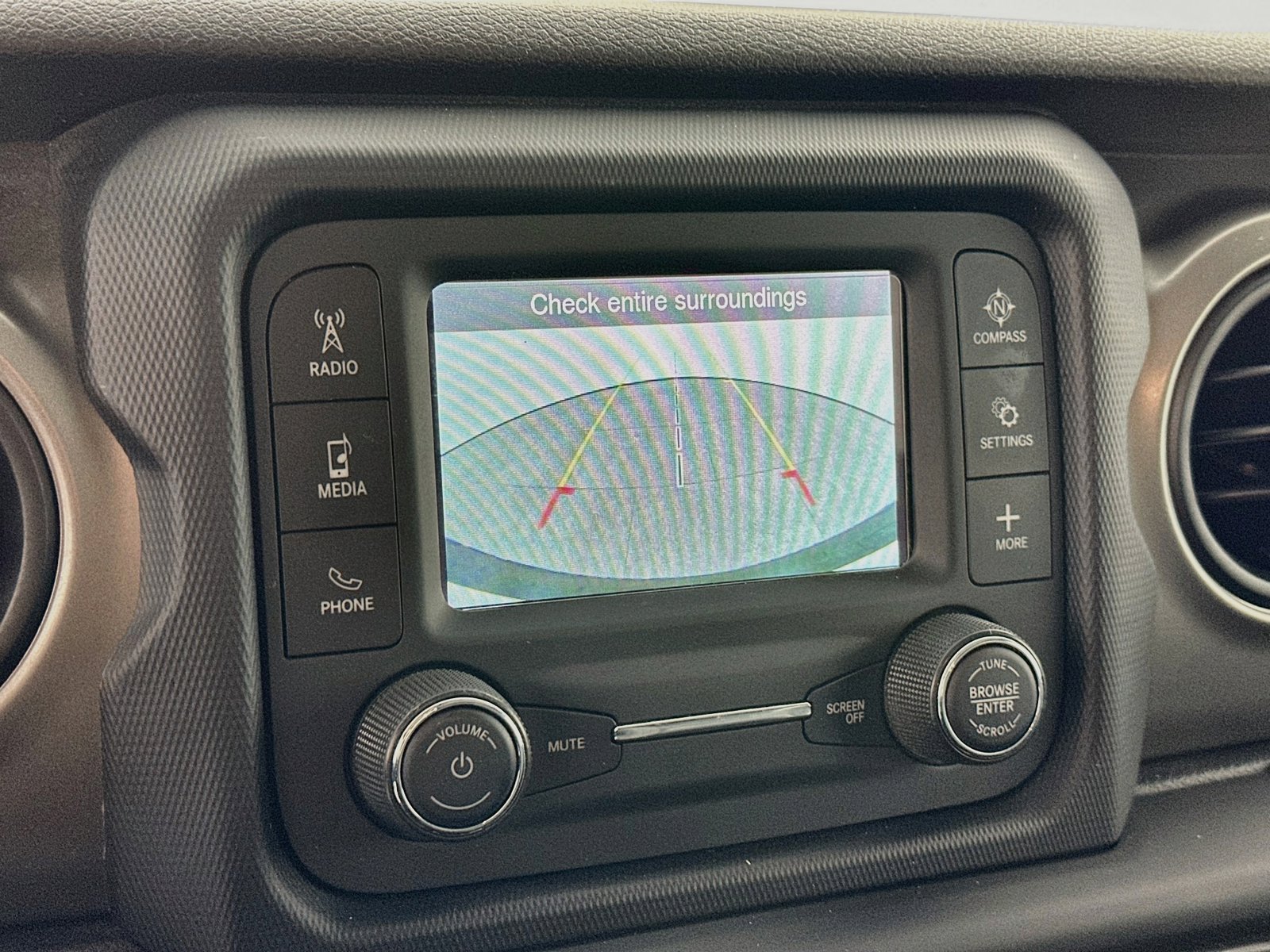 Used 2019 Jeep Wrangler Unlimited Sport S AWD/4WD image 21
