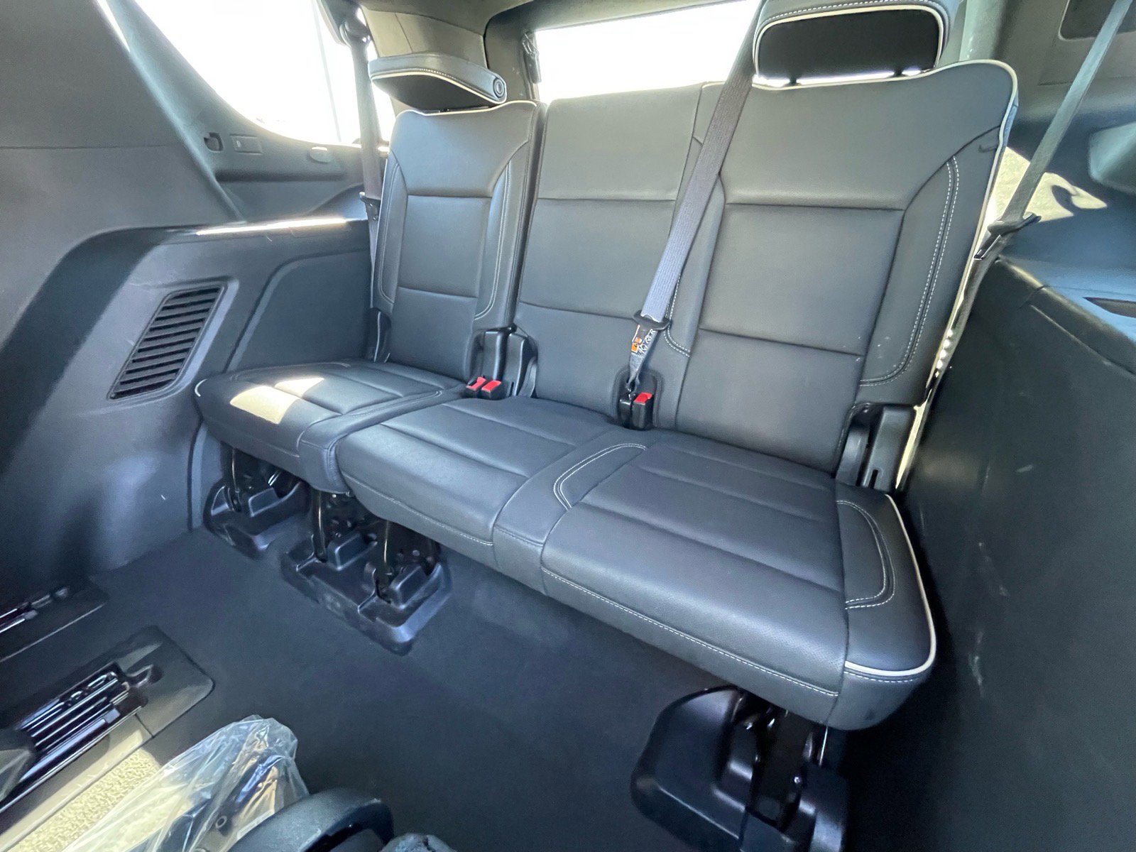 Used 2025 Chevrolet Tahoe Premier image 17