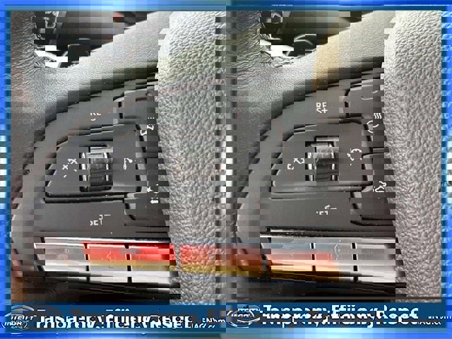 Used 2023 Cadillac XT4 Luxury w/ Cold Weather Package image 20