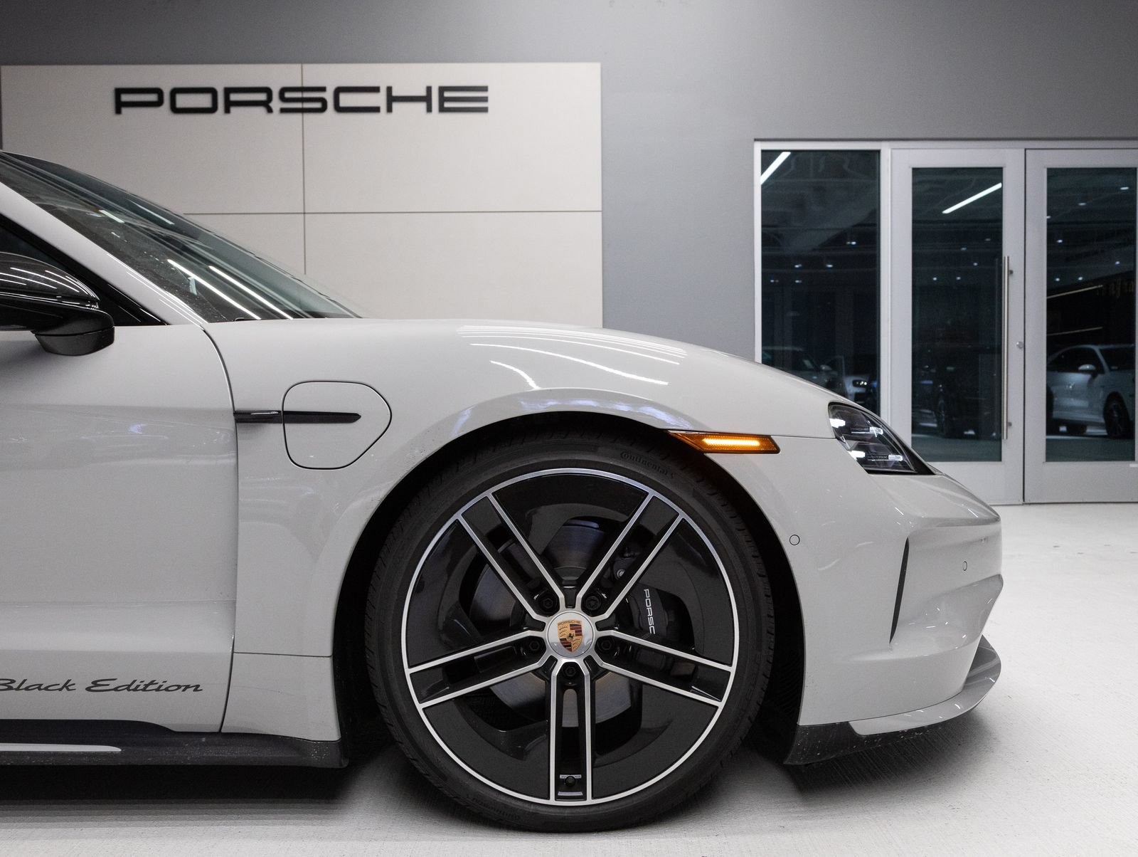 Certified 2026 Porsche Taycan AWD/4WD image 11