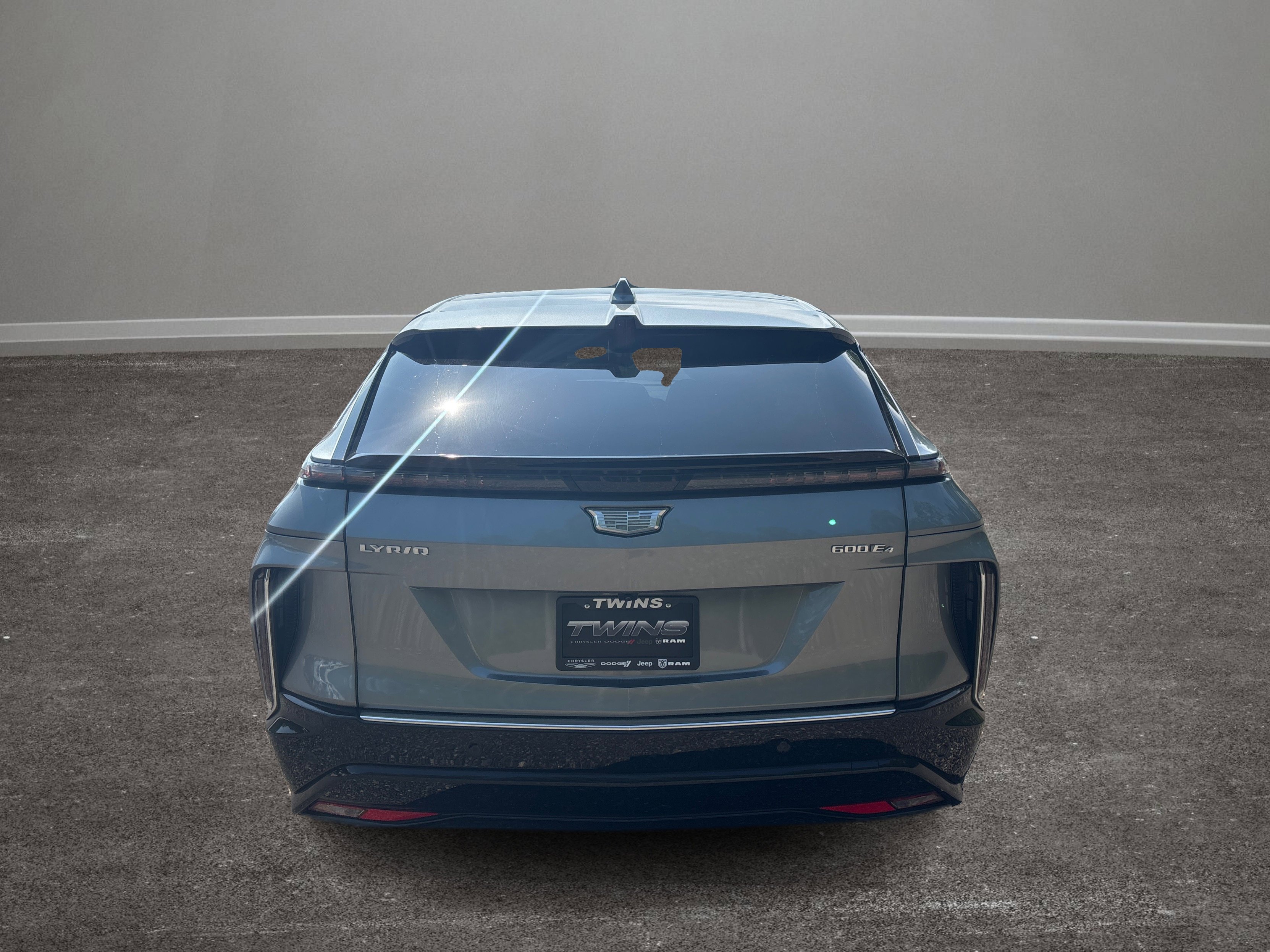 Used 2024 Cadillac Lyriq Luxury w/ LPO, Floor Liner Package image 31