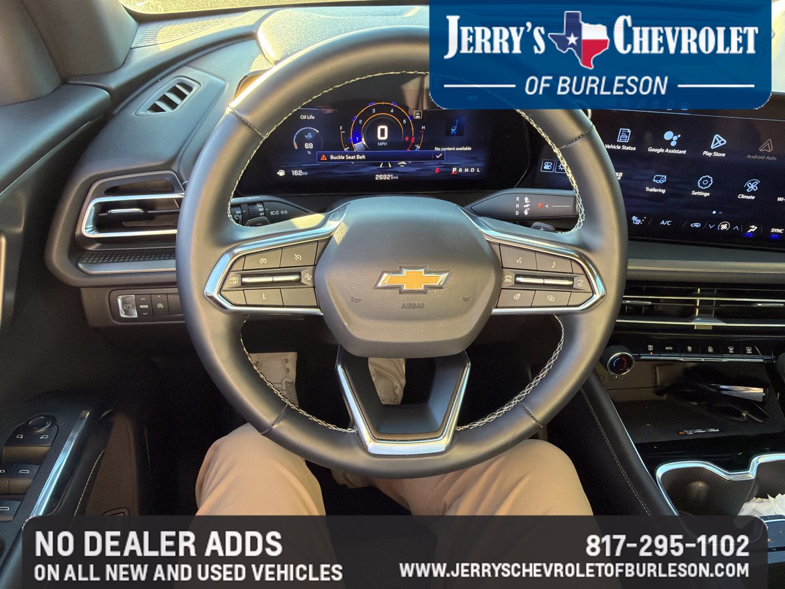 Used 2025 Chevrolet Traverse LT w/ Driver Confidence Package FWD image 13