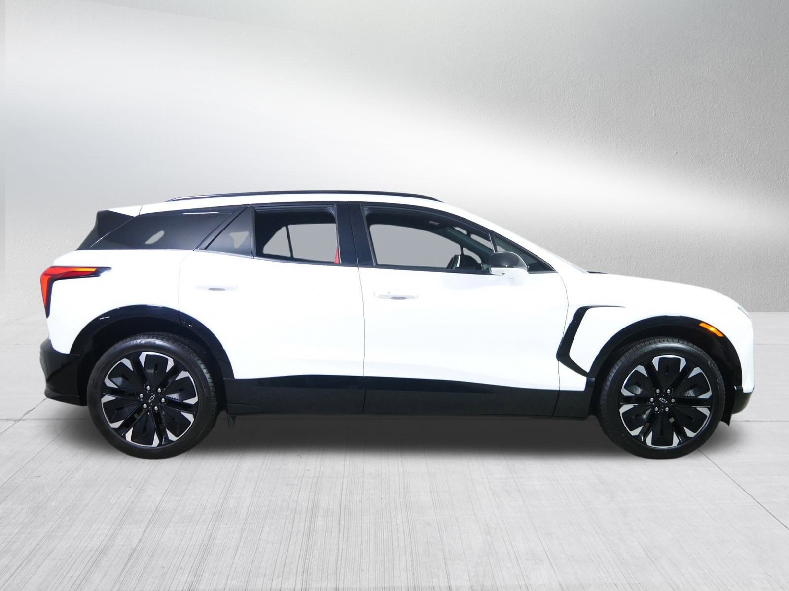 Certified 2024 Chevrolet Blazer EV RS image 8