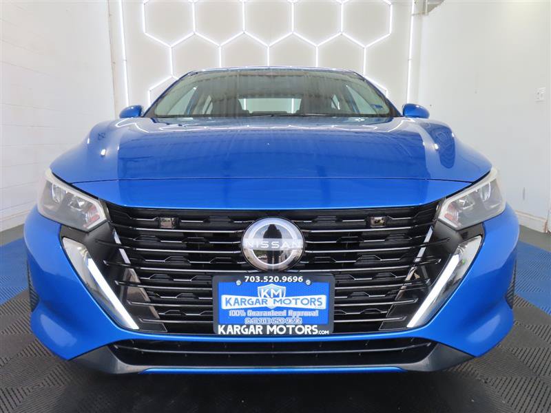 Used 2025 Nissan Sentra SV FWD image 3