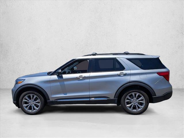 Used 2020 Ford Explorer XLT w/ Equipment Group 202A AWD/4WD image 8