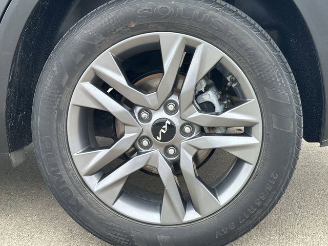 Used 2023 Kia Seltos S w/ Navigation Package FWD image 8