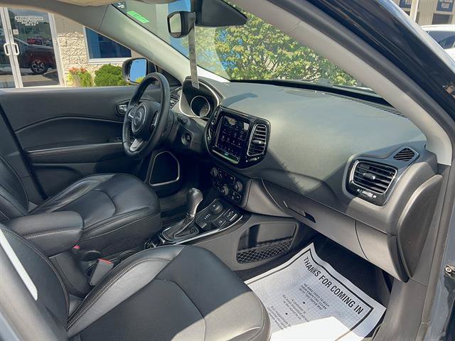 Used 2018 Jeep Compass Limited w/ Navigation Group AWD/4WD image 15