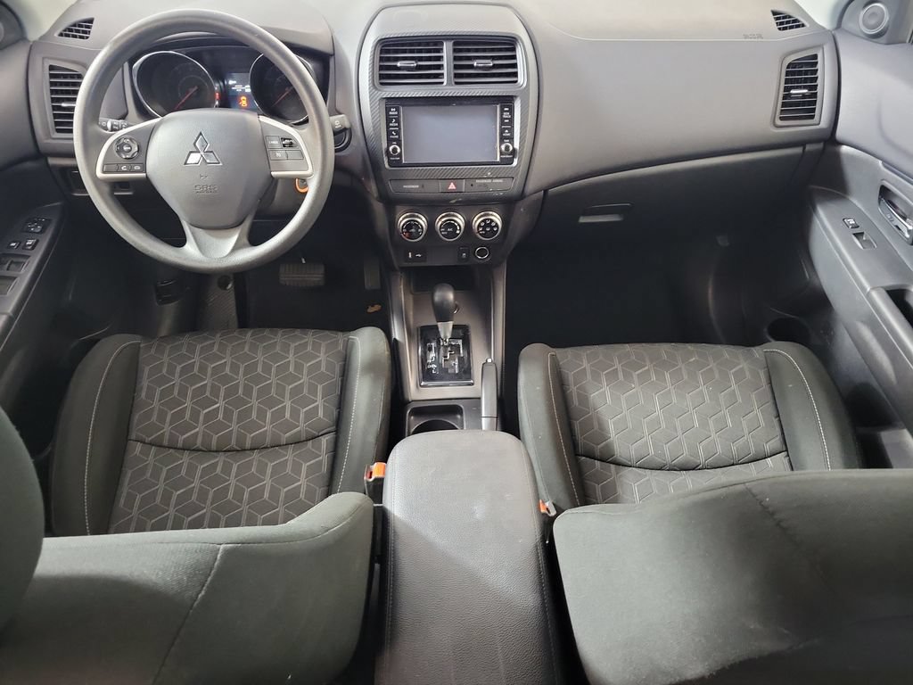 Used 2025 Mitsubishi Outlander Sport LE AWD/4WD image 14