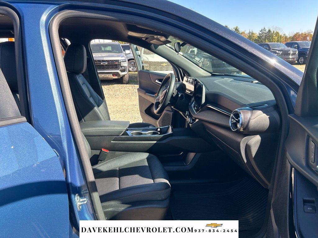 Used 2025 Chevrolet Equinox LT w/ Convenience Package II FWD image 20