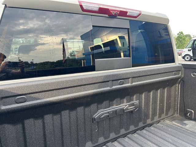 Certified 2024 GMC Sierra 1500 AT4 w/ Technology Package AWD/4WD image 37