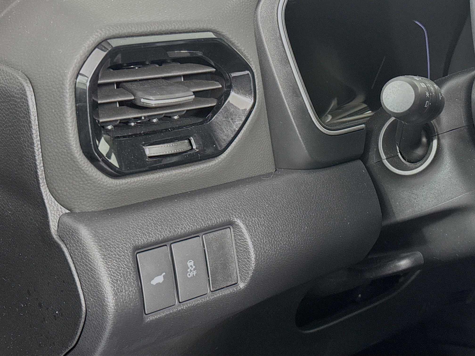 Certified 2023 Honda Pilot Touring image 10