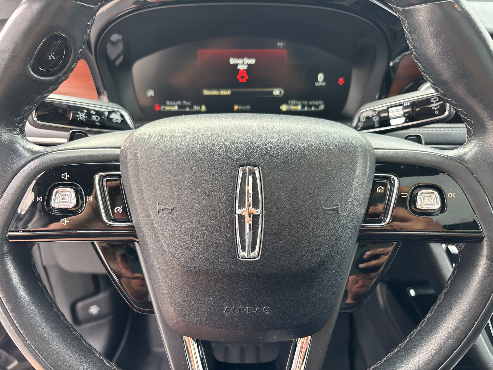 Used 2022 Lincoln Corsair Reserve w/ Elements Package AWD/4WD image 16