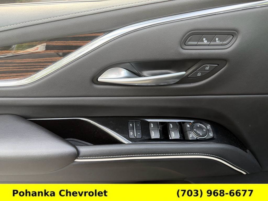 Used 2023 Cadillac Escalade ESV Luxury AWD/4WD image 17