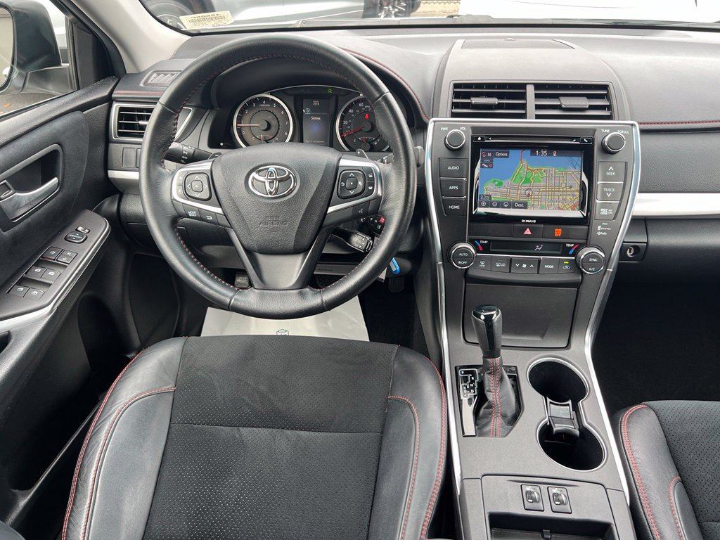 Certified 2016 Toyota Camry XSE FWD image 29