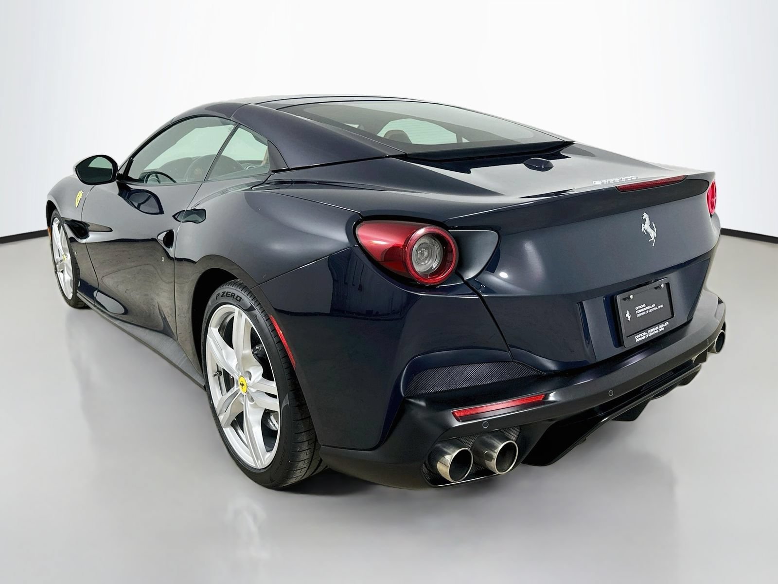 Used 2020 Ferrari Portofino RWD image 7