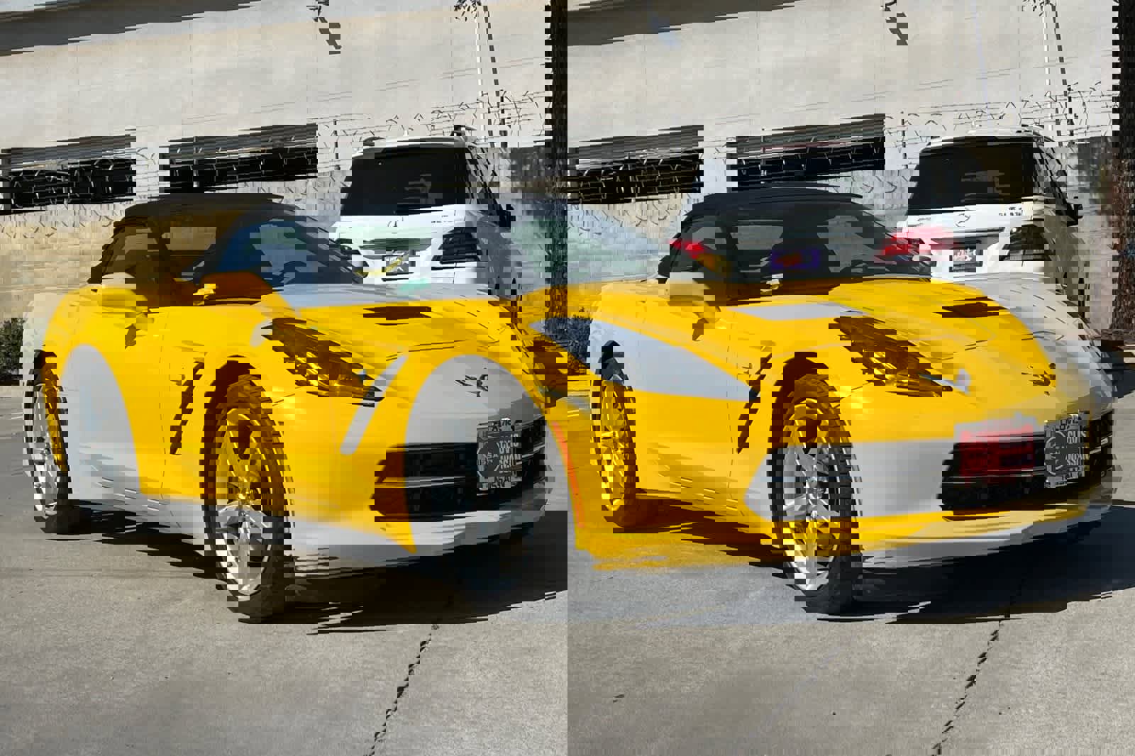 Used 2014 Chevrolet Corvette Stingray Convertible w/ 2LT Preferred Equipment Group image 8