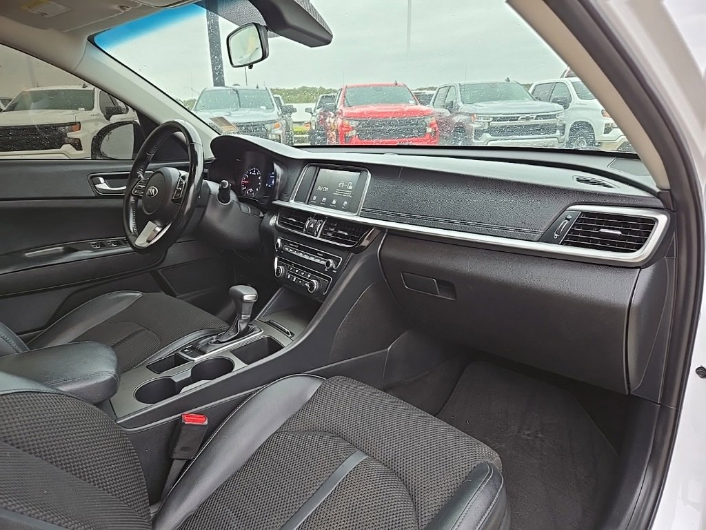 Used 2020 Kia Optima S image 18