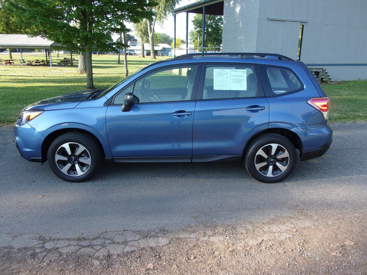 Used 2017 Subaru Forester 2.5i w/ Alloy Wheel Package image 7