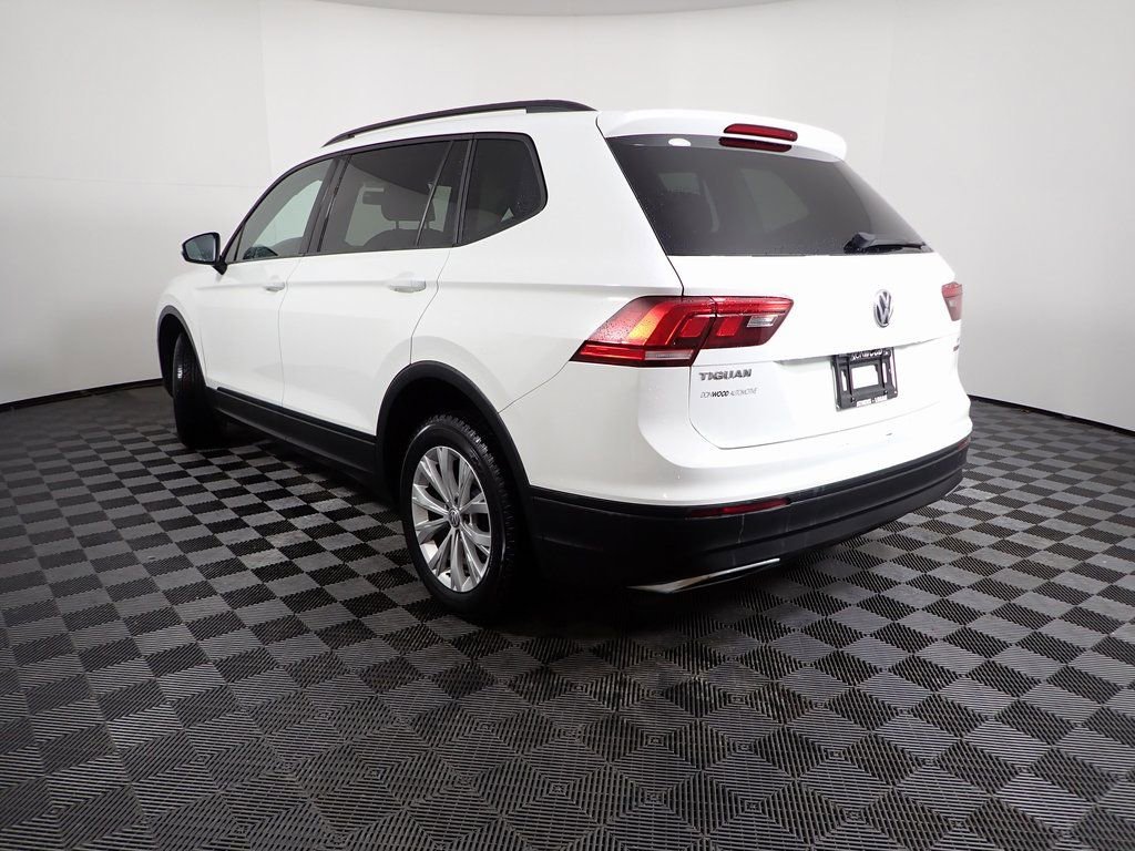 Used 2018 Volkswagen Tiguan S image 9