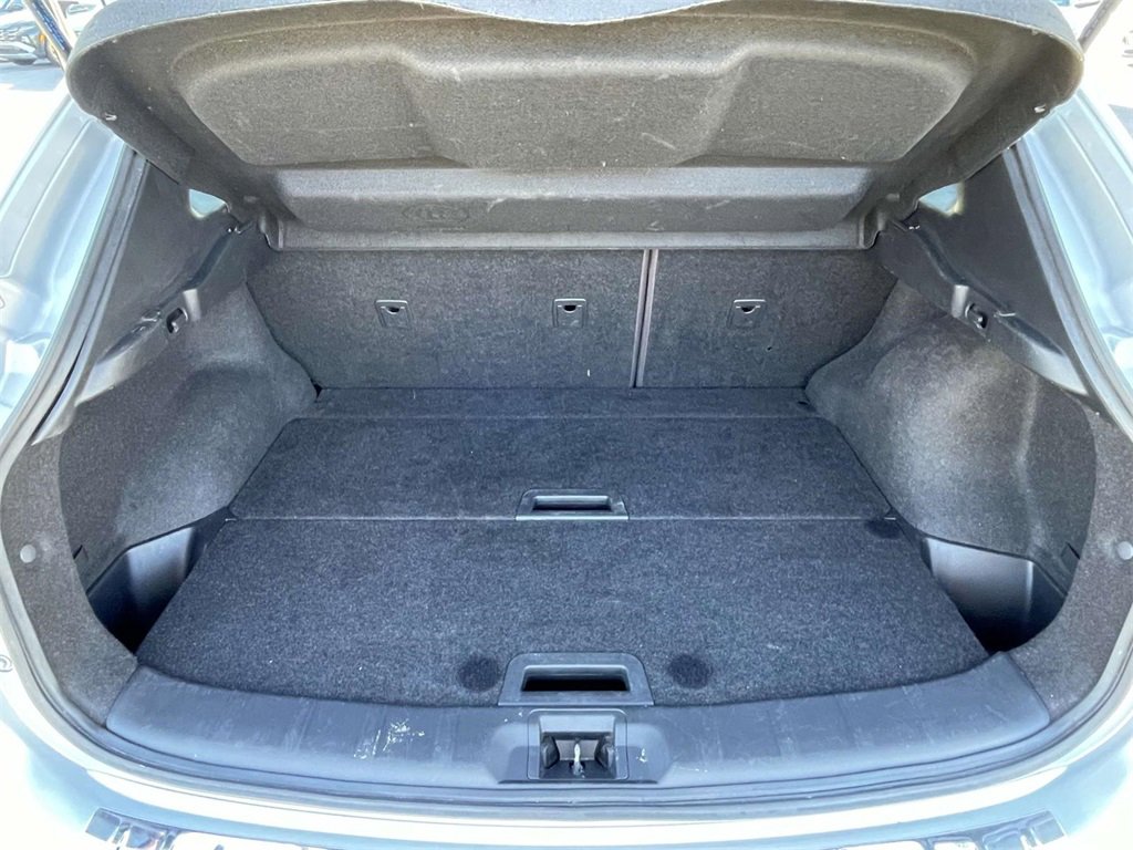 Used 2017 Nissan Rogue Sport SV w/ SV Premium Package image 11