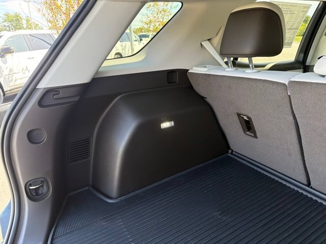 New 2027 GMC Terrain Denali w/ LPO, Floor Liner Package AWD/4WD image 35