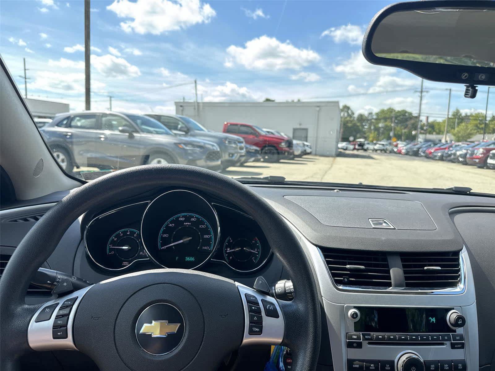 Used 2010 Chevrolet Malibu LT w/ Power Convenience Package FWD image 13
