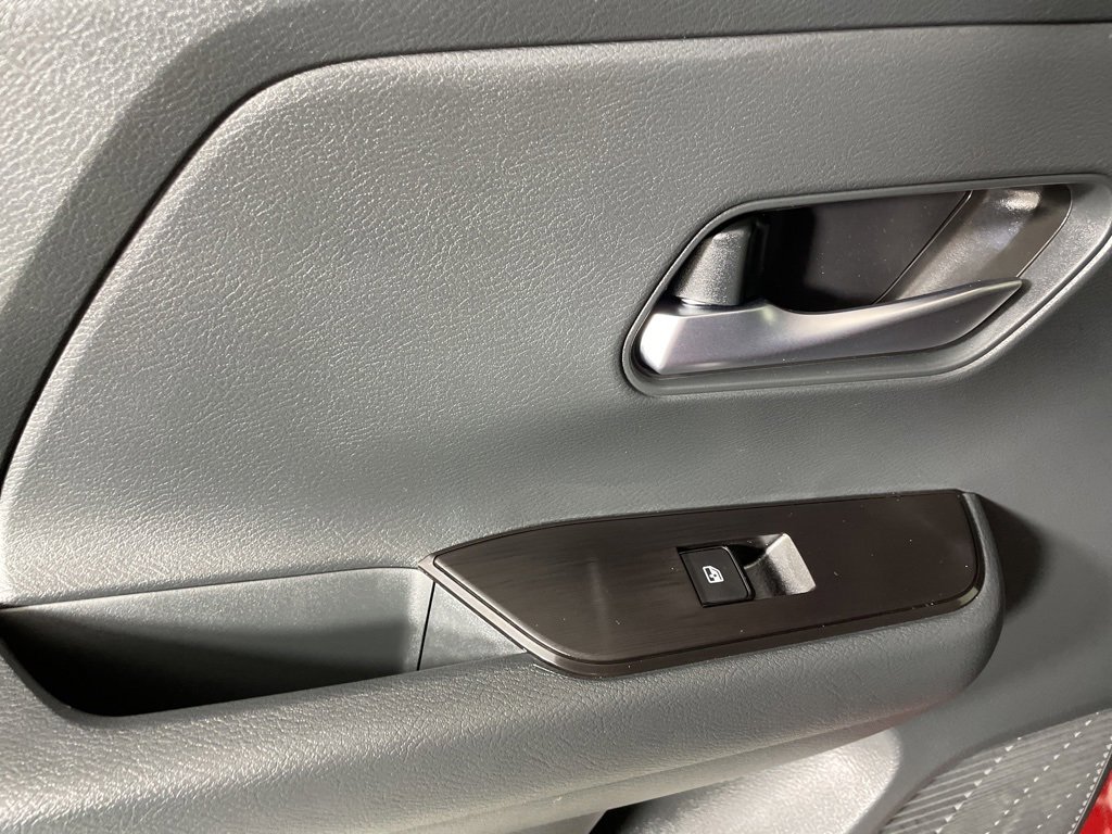 New 2025 Nissan Kicks SV image 33