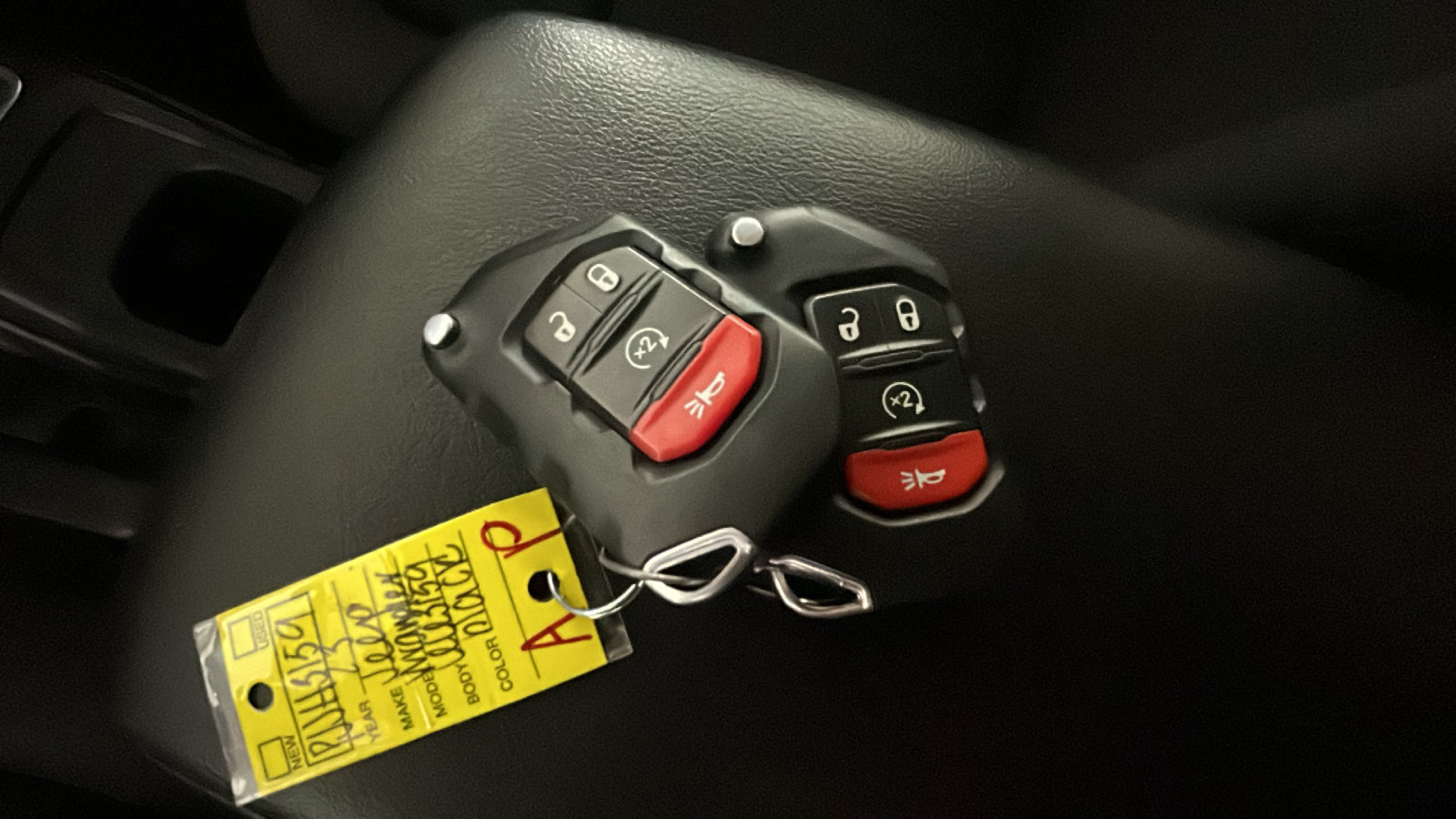 Used 2023 Jeep Wrangler Unlimited w/ Cold Weather Group AWD/4WD image 24