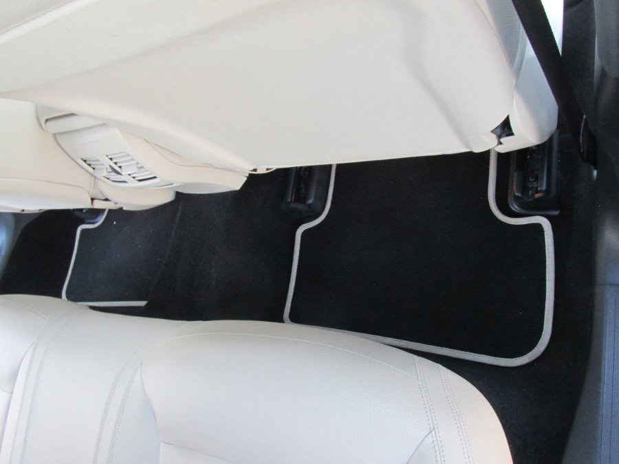 Used 2017 Mercedes-Benz CLA 250 4MATIC image 46