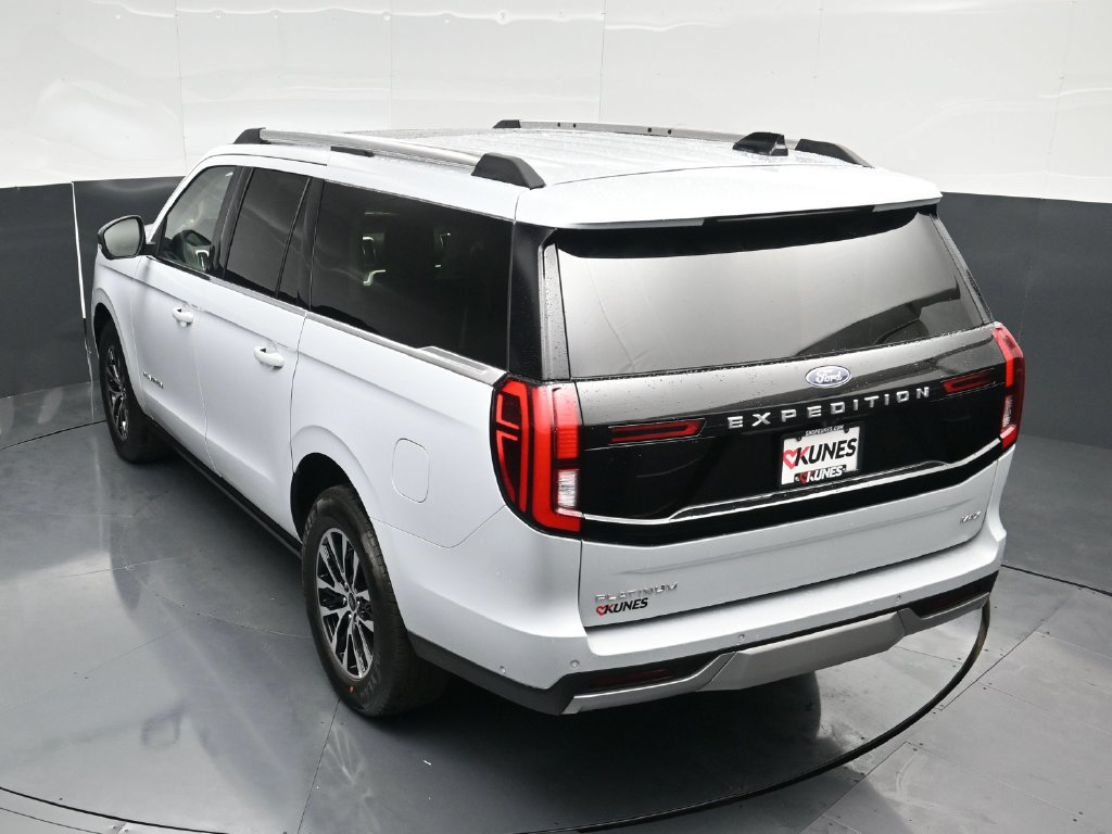 Used 2025 Ford Expedition Max Platinum AWD/4WD image 56