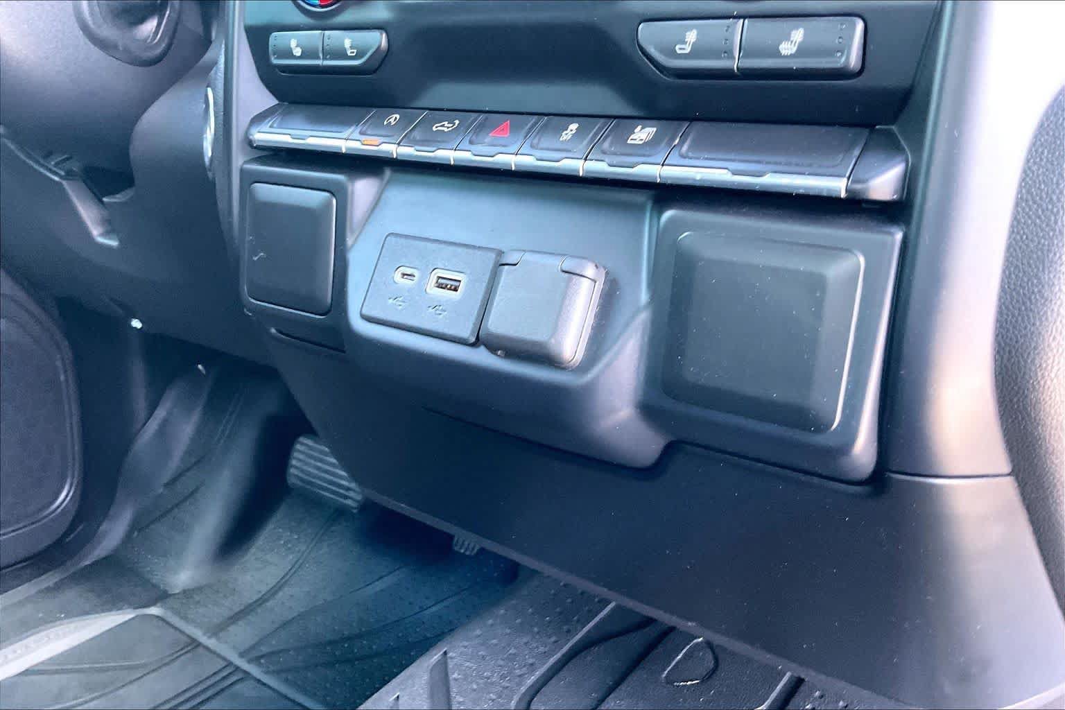 Used 2019 Chevrolet Silverado 1500 LT w/ Texas Edition RWD image 30