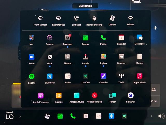 Used 2023 Tesla Model Y Long Range image 14